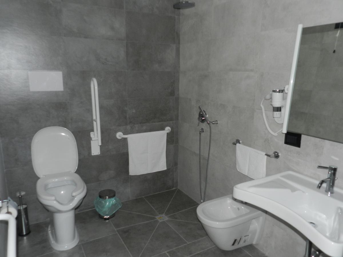 Hotel Erasmus 3*